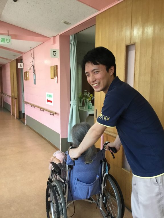 ★先輩社員（介護・前田）